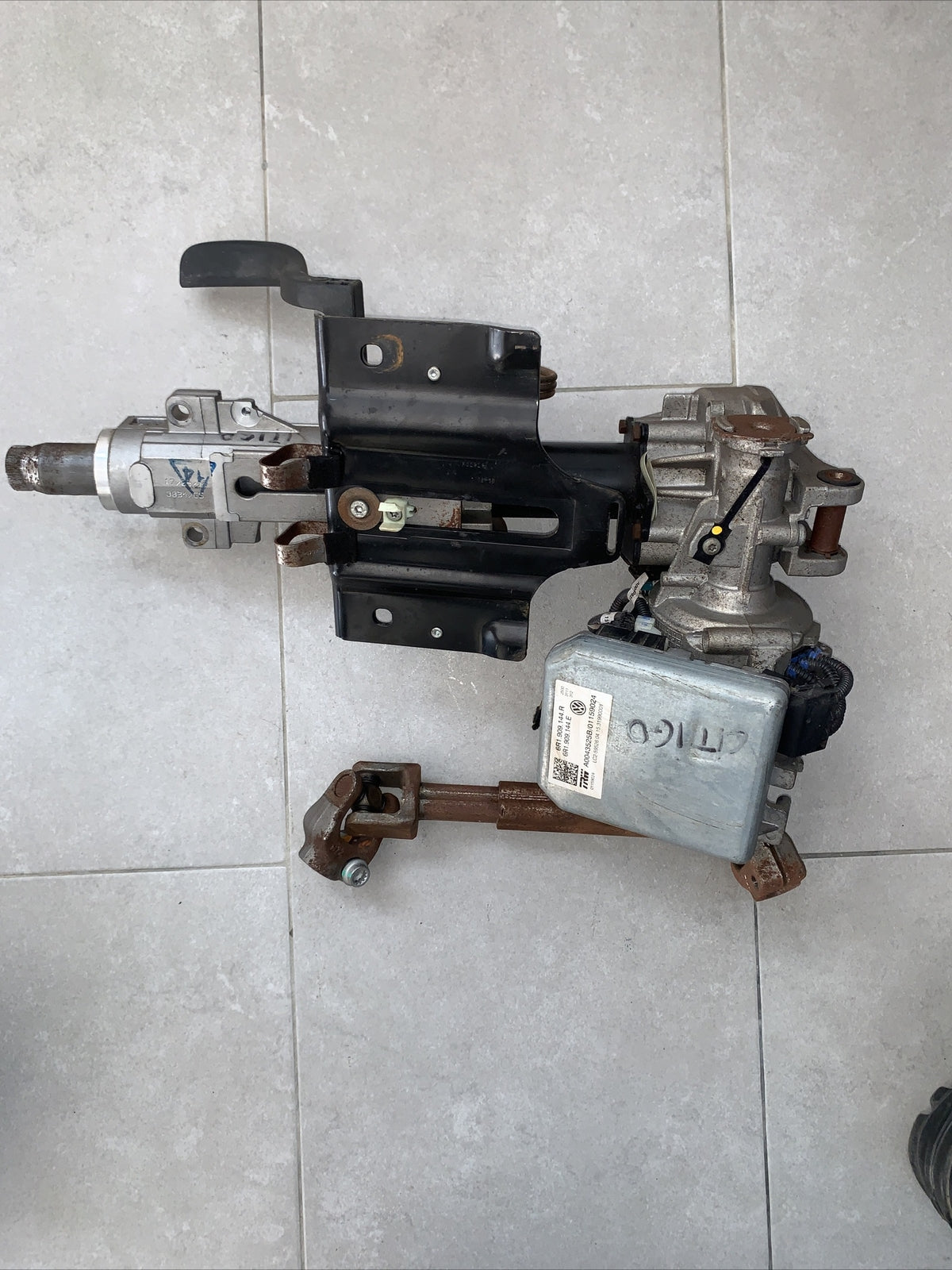 PIANTONE STERZO ELETTRICO SERVOSTERZO VOLKSWAGEN UP SKODA CITIGO 2014 6R1909144R