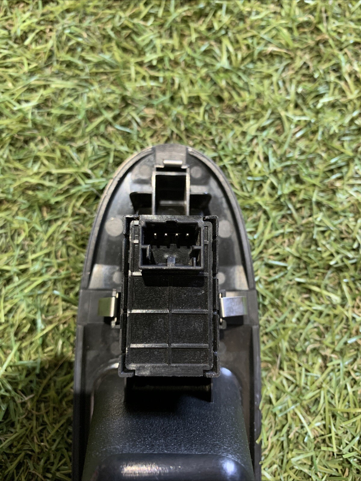 PULSANTIERA ALZACRISTALLO POST SX FIAT 500L (351_352) DAL 2012-, 735521261