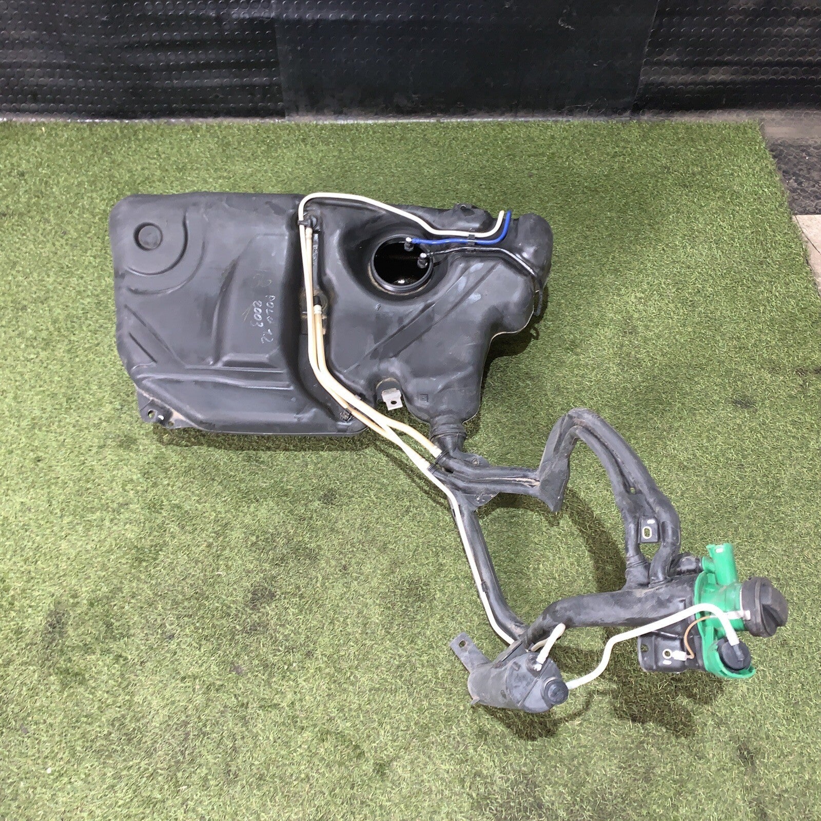 SERBATOIO CARBURANTE Volkswagen Polo 4 serie 2003 1.2