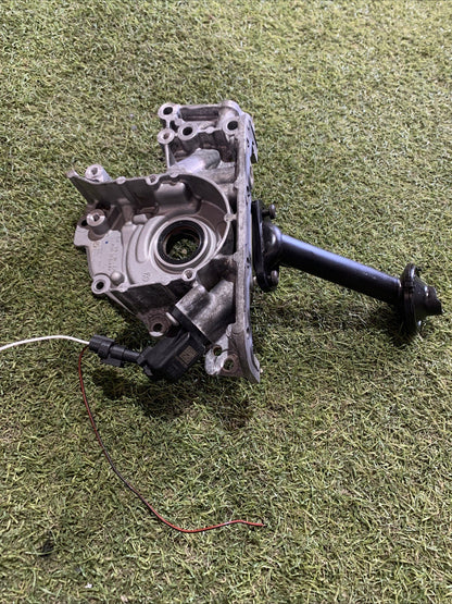 Pompa Olio Volkswagen T-Roc 1.0 Turbo Benzina DKR 04E115109AC