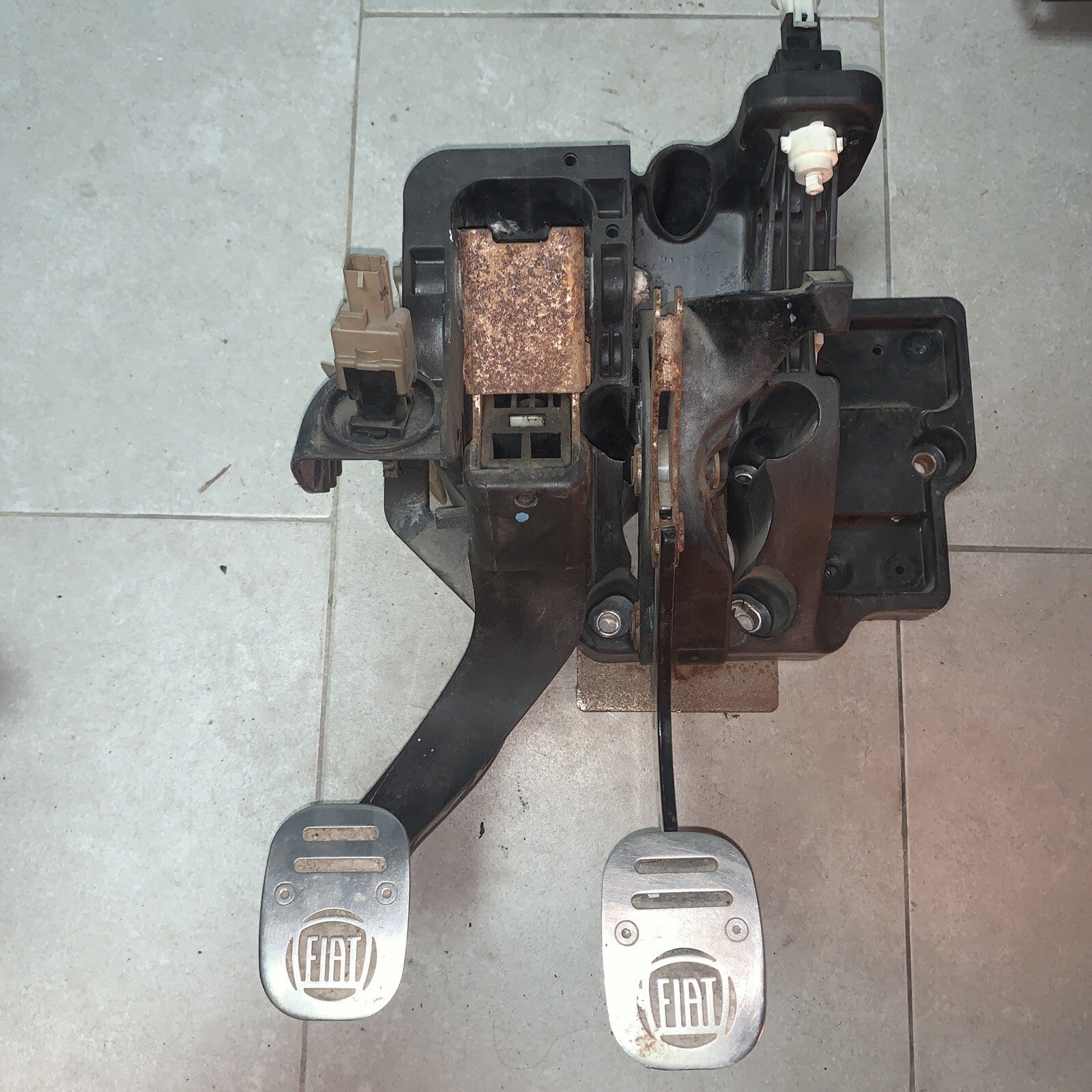 PEDALIERA FRENO + FRIZIONE FIAT Bravo 2° Serie 3801920006