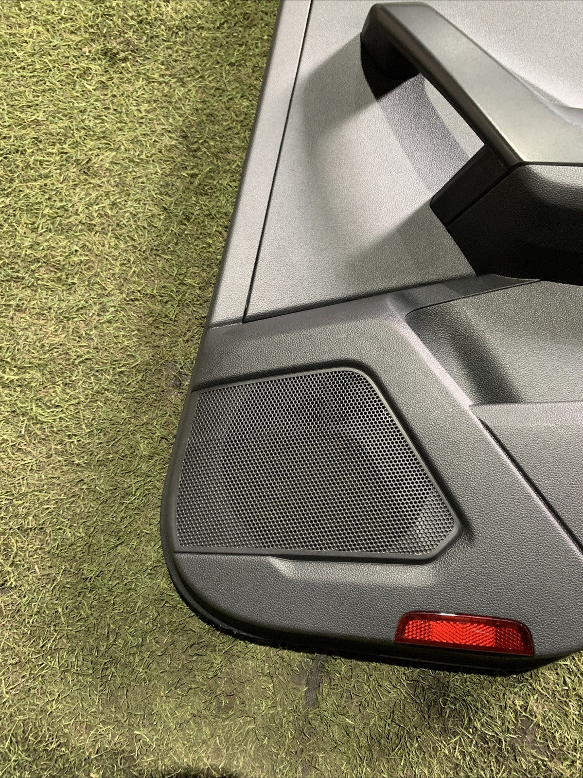 PANNELLO INTERNO PORTA POSTERIORE DESTRO VOLKSWAGEN T-ROC (2019) 2GA867212