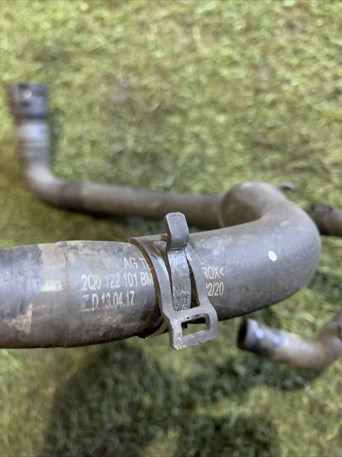 Tubo Liquido Refrigerante Volkswagen Polo 2024 1.0 Benzina 2Q0122101BM