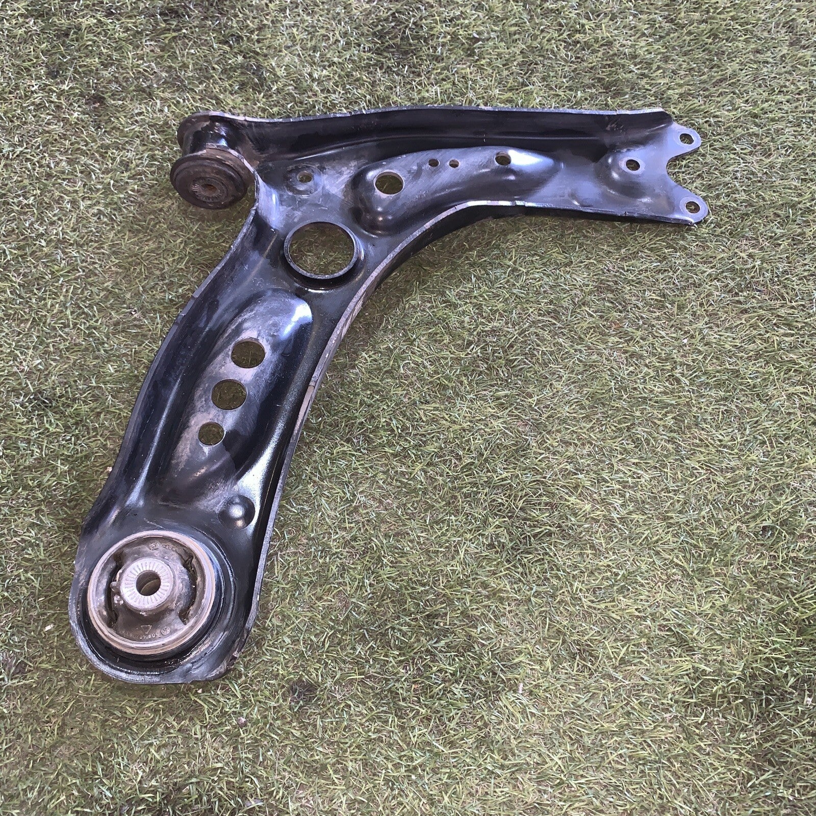 5Q0407151J BRACCIO OSCILLANTE ANTERIORE SINISTRO VOLKSWAGEN Golf 7 1.6