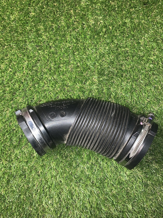 AUDI Q5 Tubo Presa Aria 2.0 TDI 120kw 04L129661E 2017