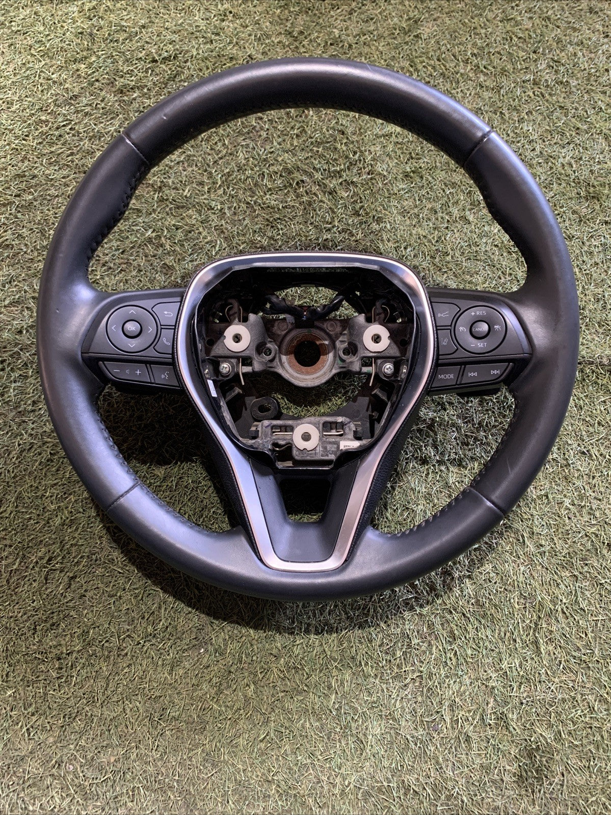Volante In Pelle Multifunzione Con Paddle Toyota Corolla 2019 45100-0Z230