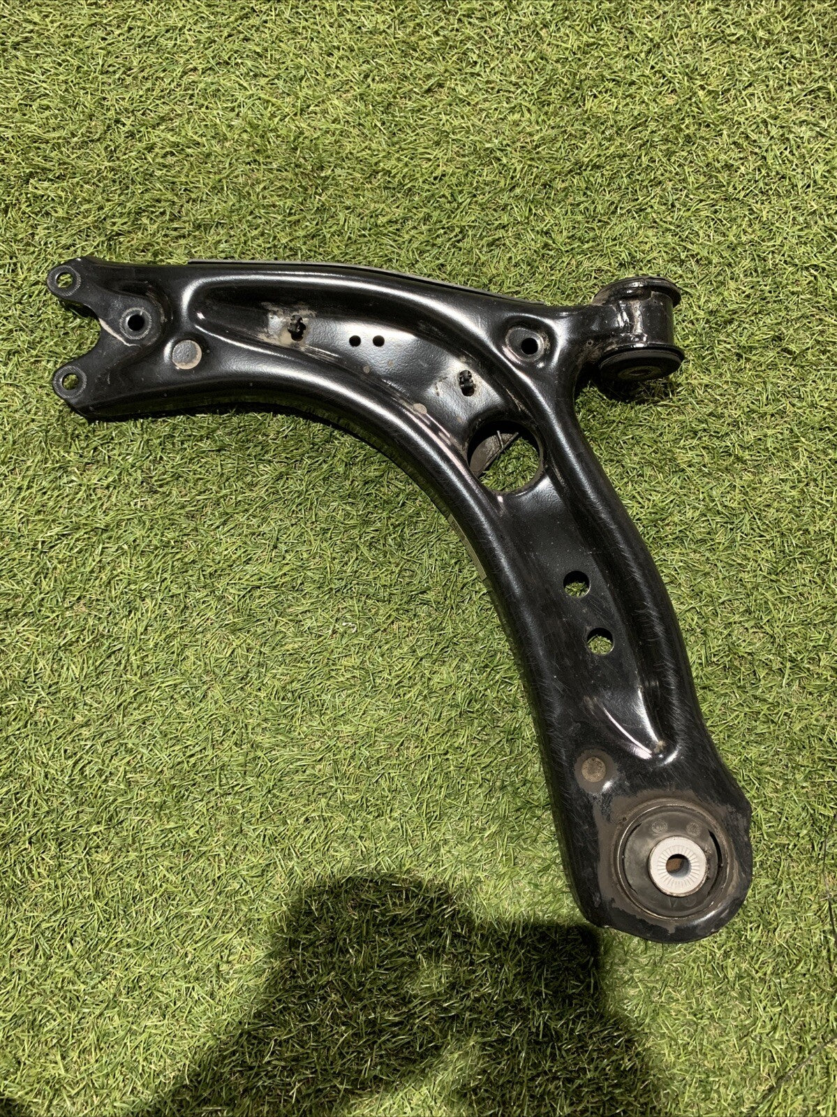 Braccio Oscillante Inferiore Anteriore Sinistro Volkswagen Golf 8 2.0 Benzina 