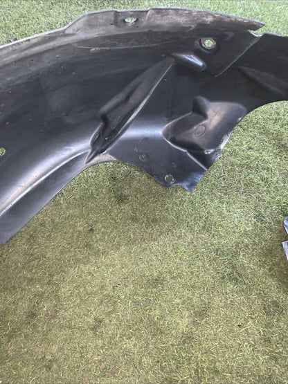 Passa Ruota Anteriore Sinistro Ford Fiesta 2010 8A61-16115-AD