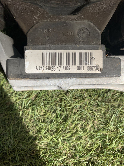 SUPPORTO MOTORE MERCEDES Classe A W176 Serie AMG A2462402517