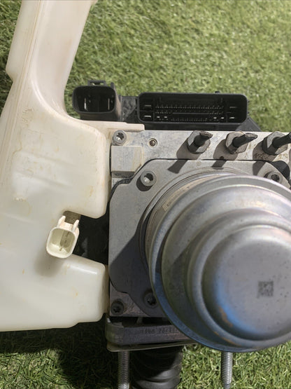 LX6C-2D335-Mp CENTRALINA POMPA ABS FORD KUGA ANNO 2022 LX6C-2C219-Mp 2.5 Hybrid