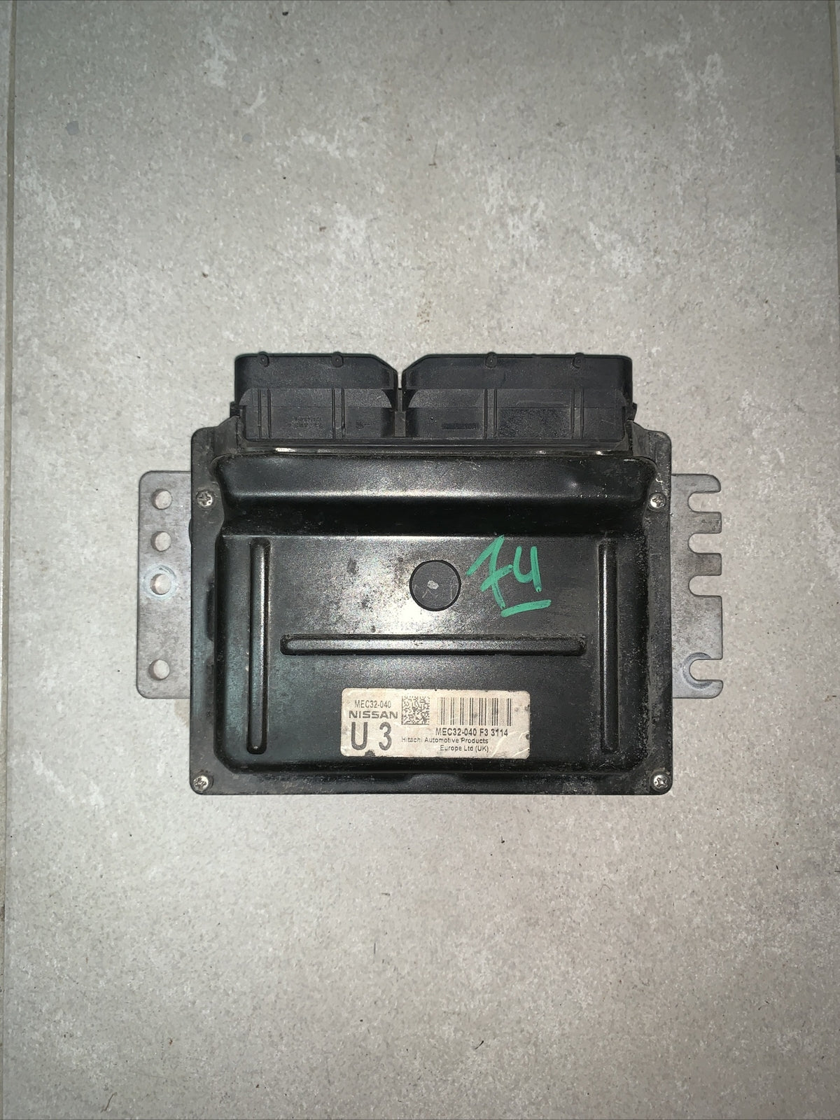 MEC32040F3 CENTRALINA MOTORE ECU HITACHI NISSAN MICRA (K12) 1.2B 16V 80CV (2004)