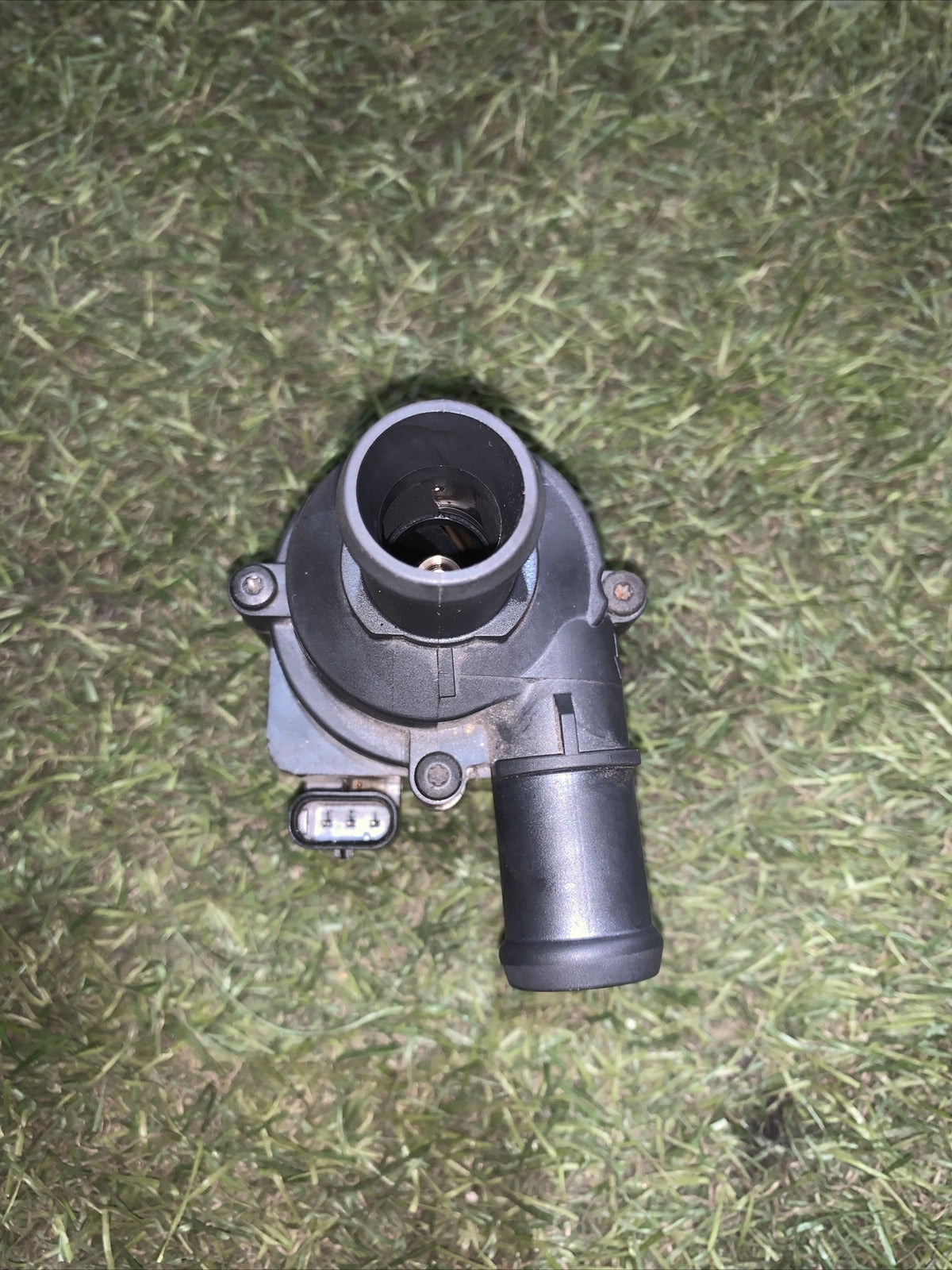 06H121601N POMPA ACQUA AUSILIARIA AUDI Q7 (4MB)(2015)