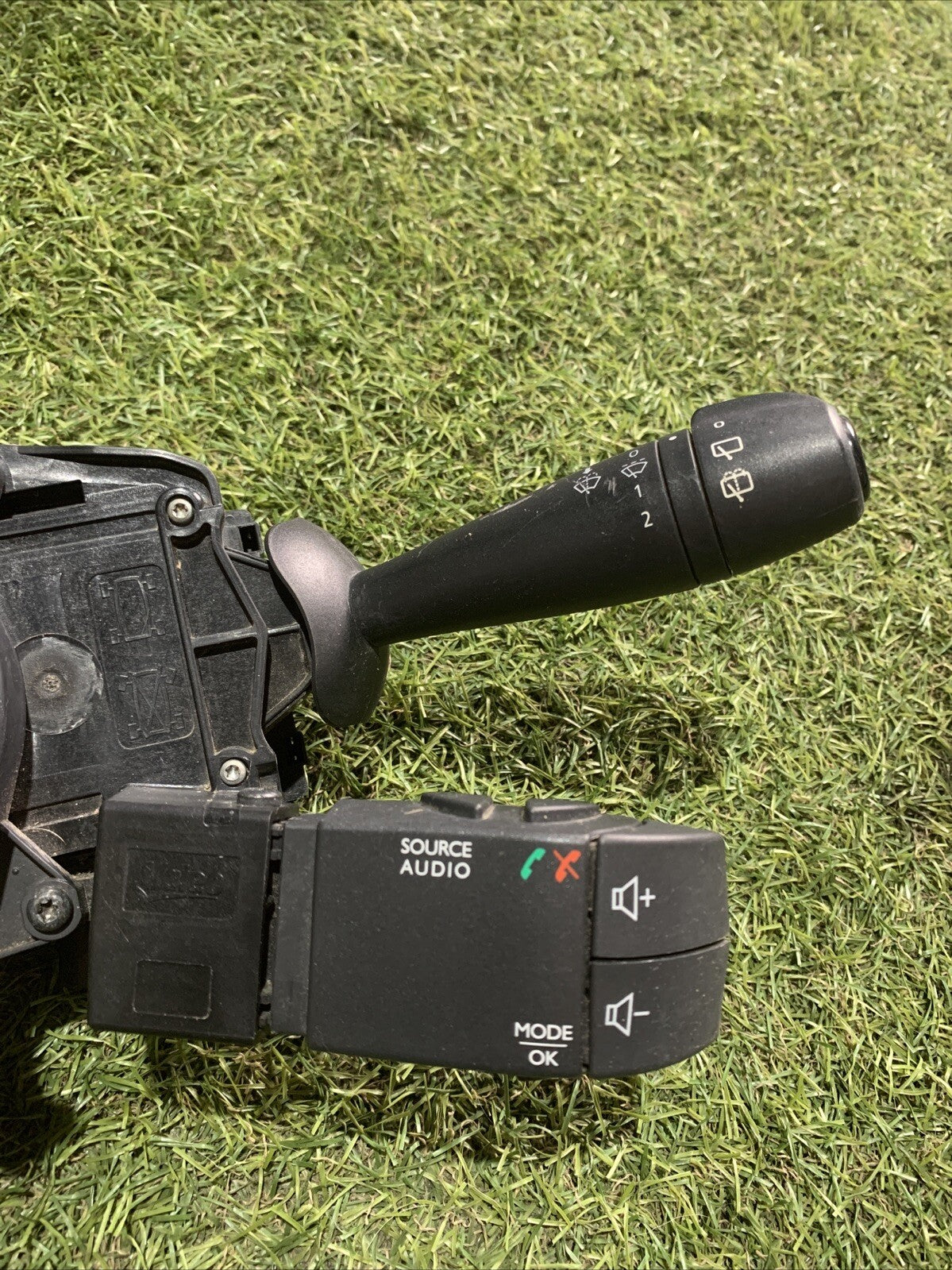 Devio luci Dacia Duster (2010-2017) cod.681722712R