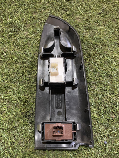 PULSANTIERA ANTERIORE DESTRA FIAT 500 X Serie 07356331460