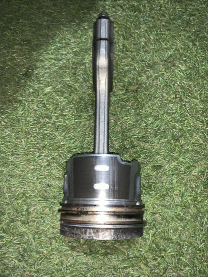 Pistone Motore Peugeot 2008 1.6 Diesel 9H05 1607373680 (3)