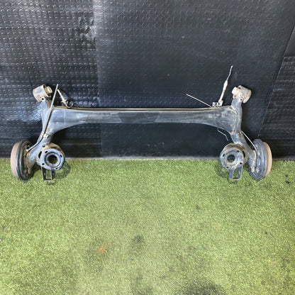 Ponte Assale Posteriore Volkswagen Polo 9N Con Freni A Tamburo