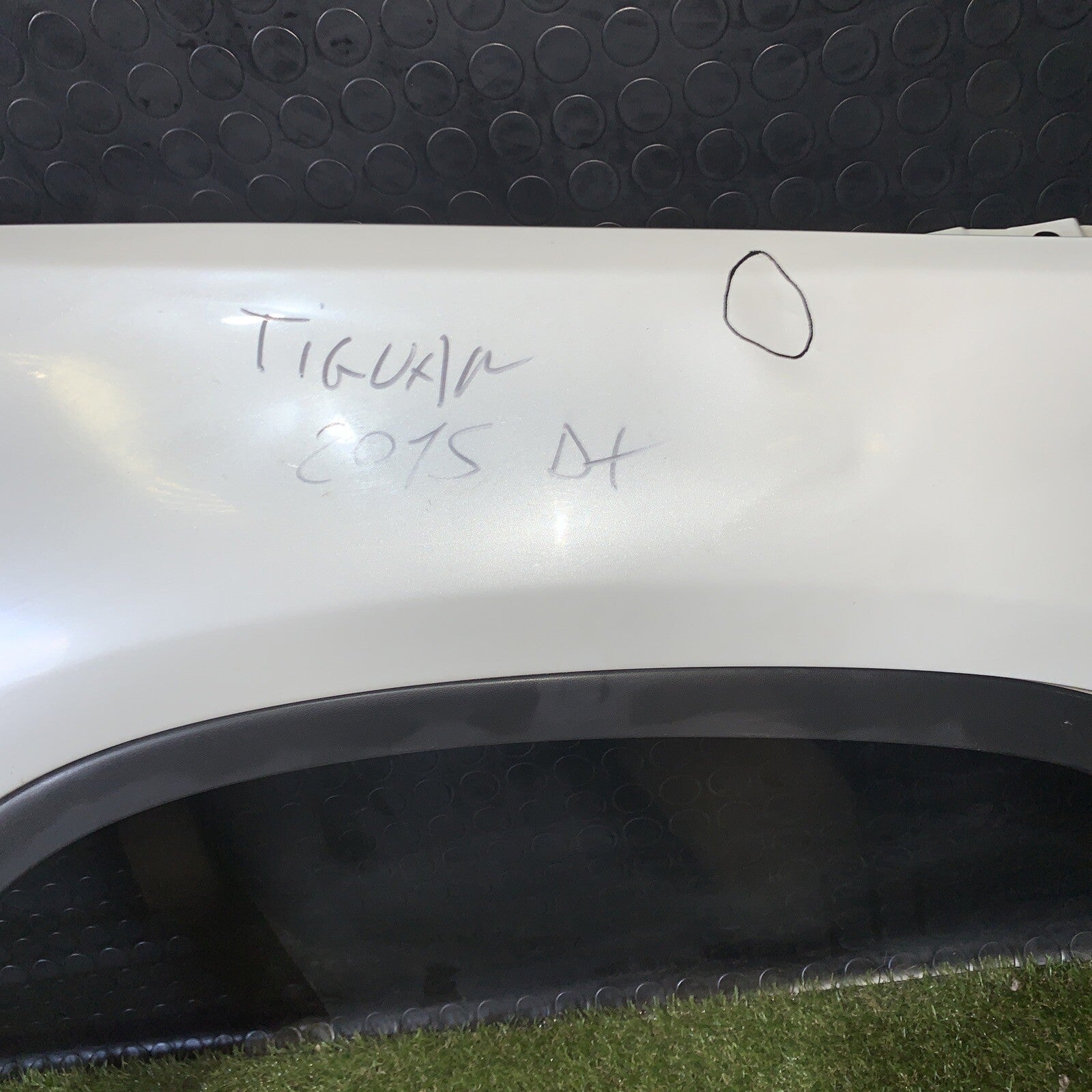 PARAFANGO ANTERIORE DX Volkswagen Tiguan 2015 Originale