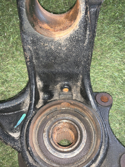 P54 MONTANTE MOZZO FUSELLO ANTERIORE SX PEUGEOT 208 1.6 HDI