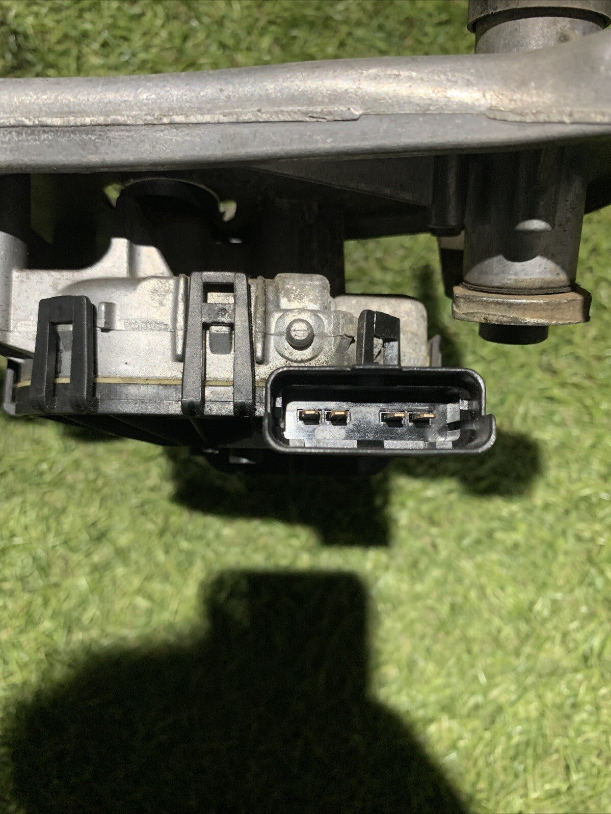 3397021828 9810327980 MOTORINO TERGICRISTRALLO ANTERIORE PEUGEOT 308 2016