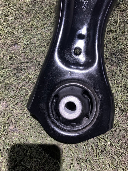 BRACCIO OSCILLANTE ANTERIORE DESTRO SEAT ARONA 2024 1.0 BENZINA  2Q0407152D