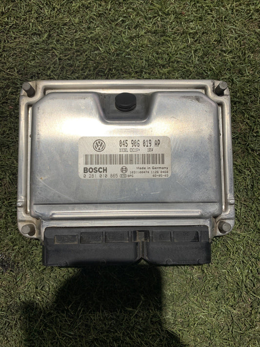 CENTRALINA MOTORE PER VOLKSWAGEN Polo 4° Serie 0281010865 Diesel 1400 (01>09)