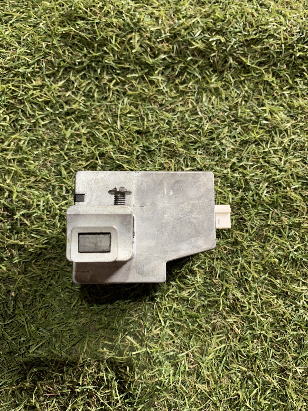 BLOCCASTERZO ELETTRICO PER PEUGEOT 208 Serie 9815905380 (19>)