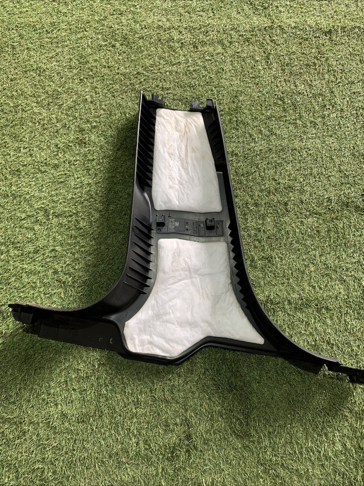 RIVESTIMENTO MONTANTE DX ALFA ROMEO STELVIO COD 156138244
