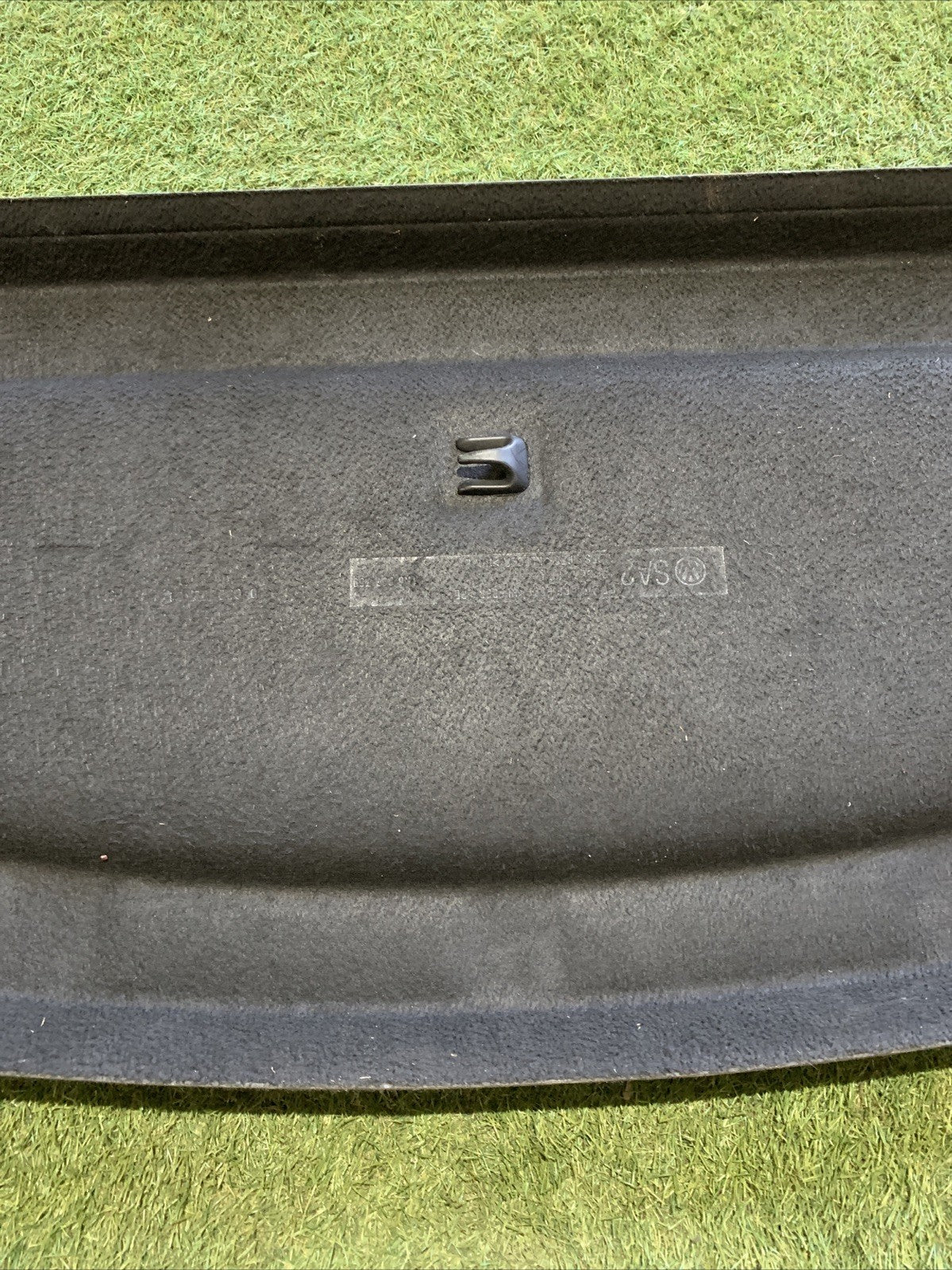 CAPPELLIERA MENSOLA POSTERIORE PER VOLKSWAGEN Golf 6 Berlina 1K6867769 (08>12)