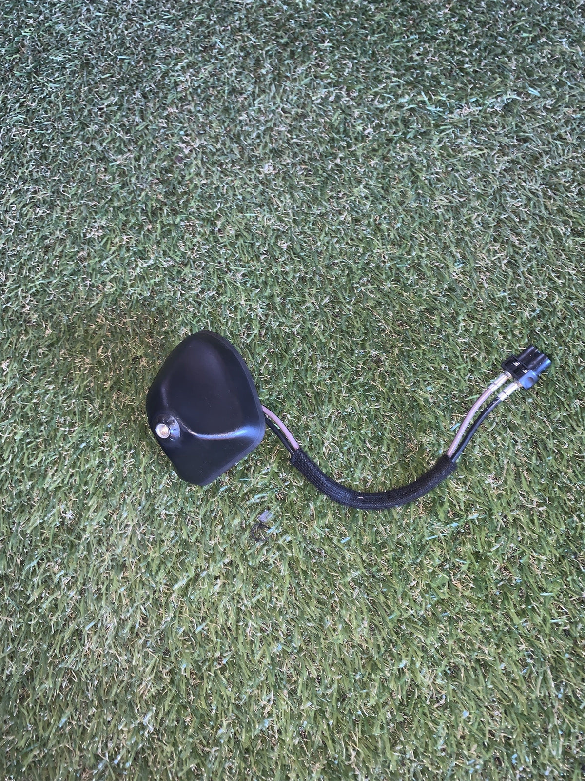 SUPPORTO ANTENNA TETTO FORD Fiesta 7° Serie H1BT-19G461-DE