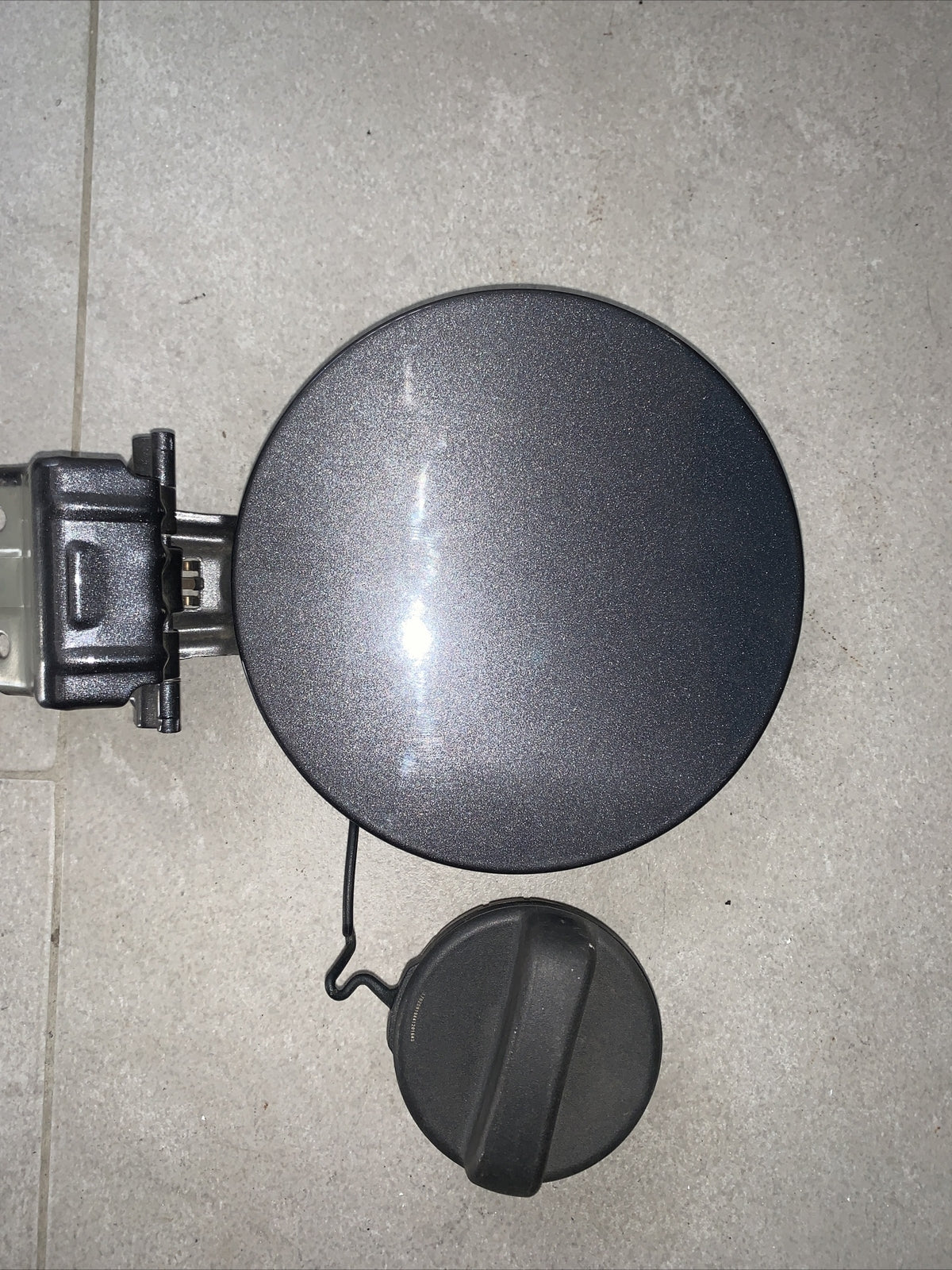 SPORTELLINO TAPPO SPORTELLO SERBATOIO TOYOTA YARIS 1.5 B HYBRID 2018