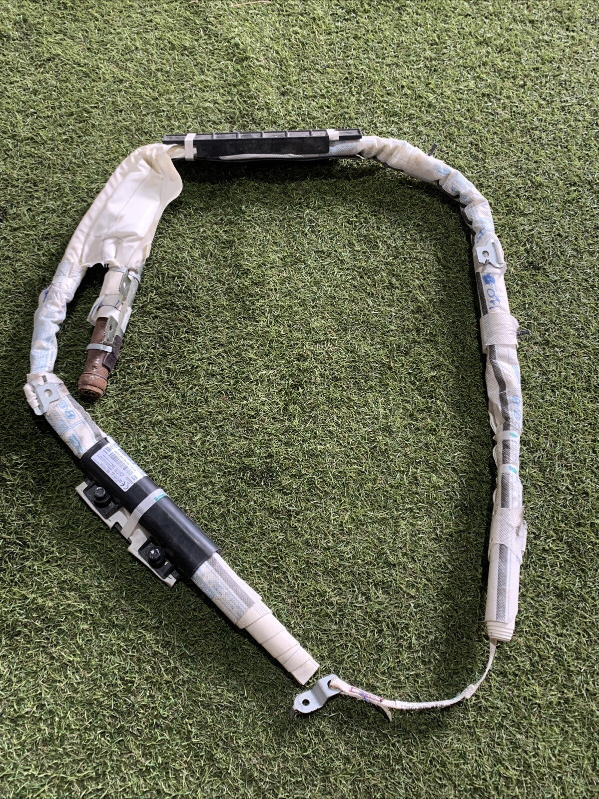 AIRBAG A TENDINA LATO SINISTRO PER HYUNDAI i10 2° Serie 85010B9000 (11 )