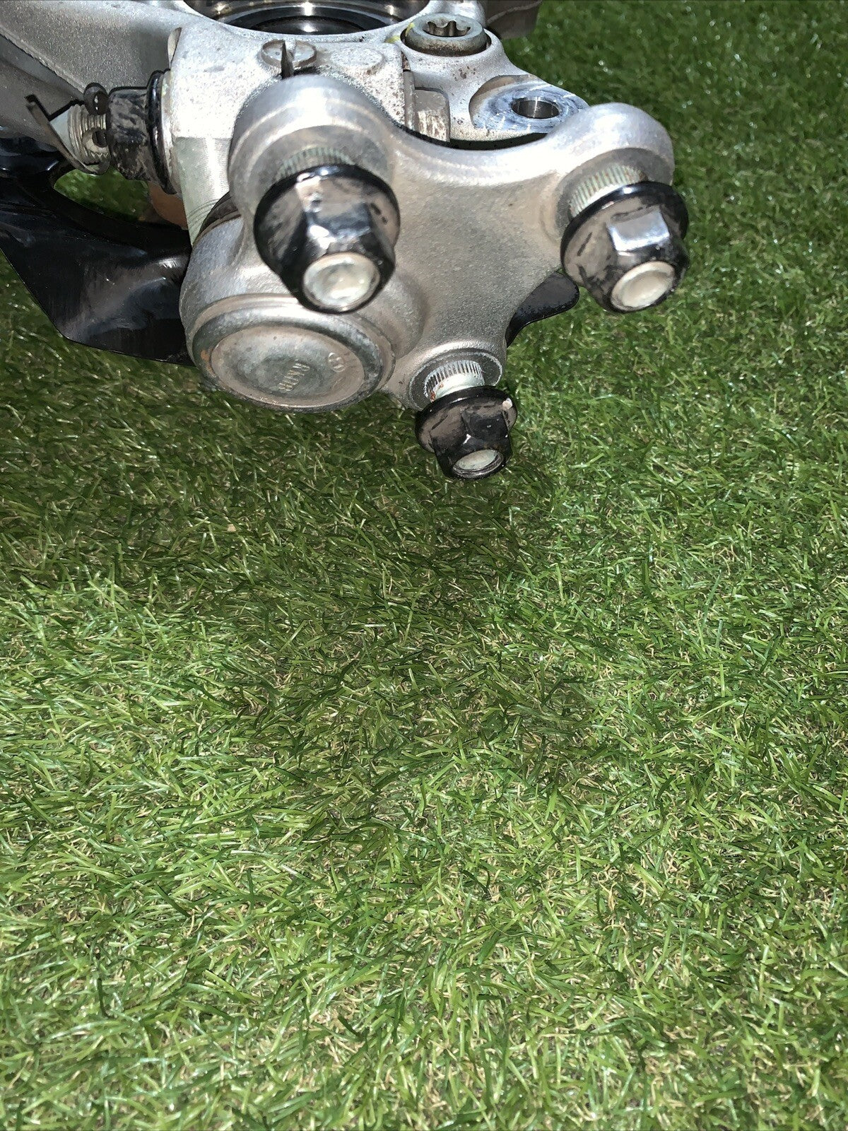 Mozzo Montante Fusello Anteriore Sinistro Kia Sportage 2023 1.6 Benzina Hybrid