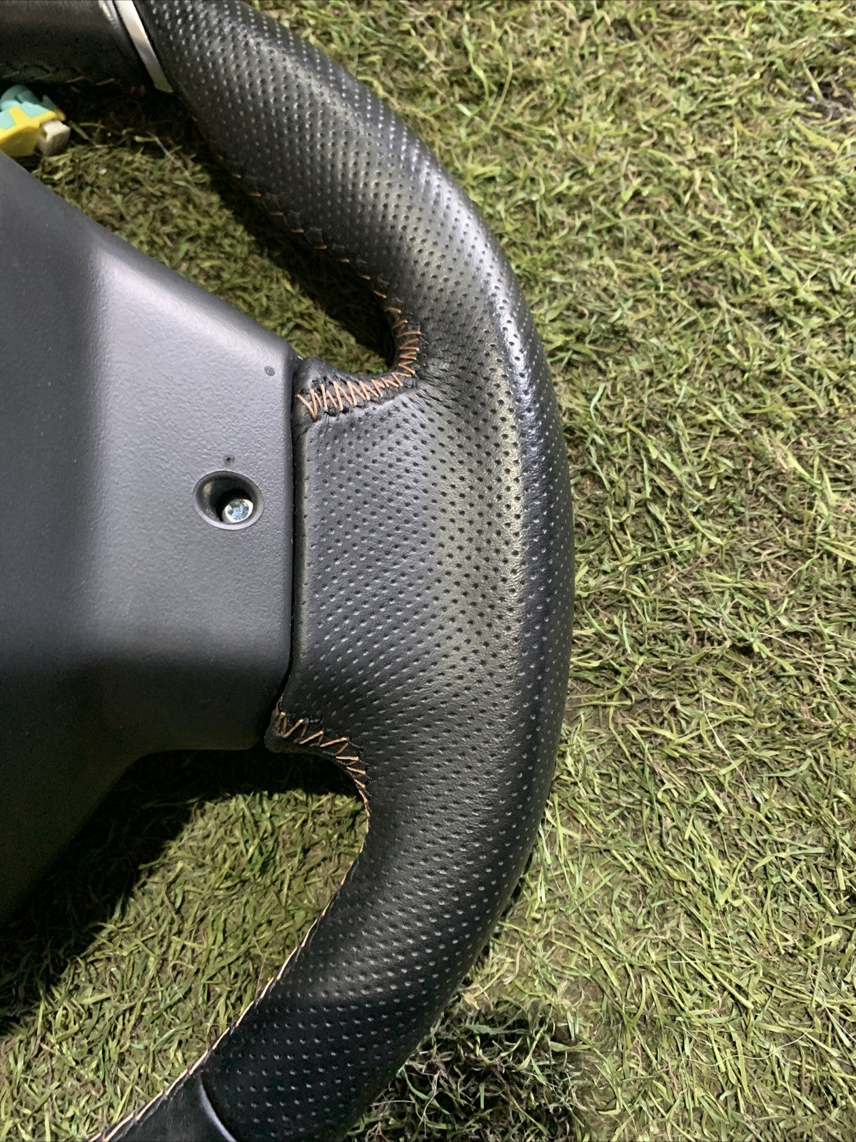 Volante Peugeot 3008 2018 GT 98105489ZD (2)