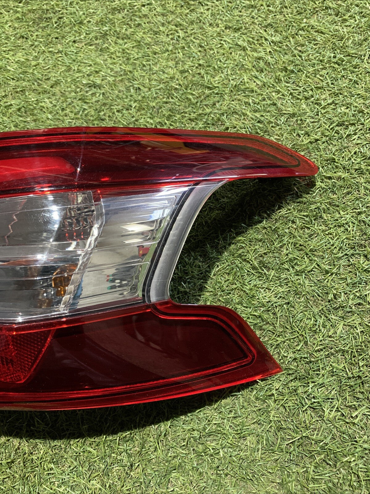 STOP FANALE A LED POSTERIORE DESTRO PEUGEOT 308 Berlina 9677817580