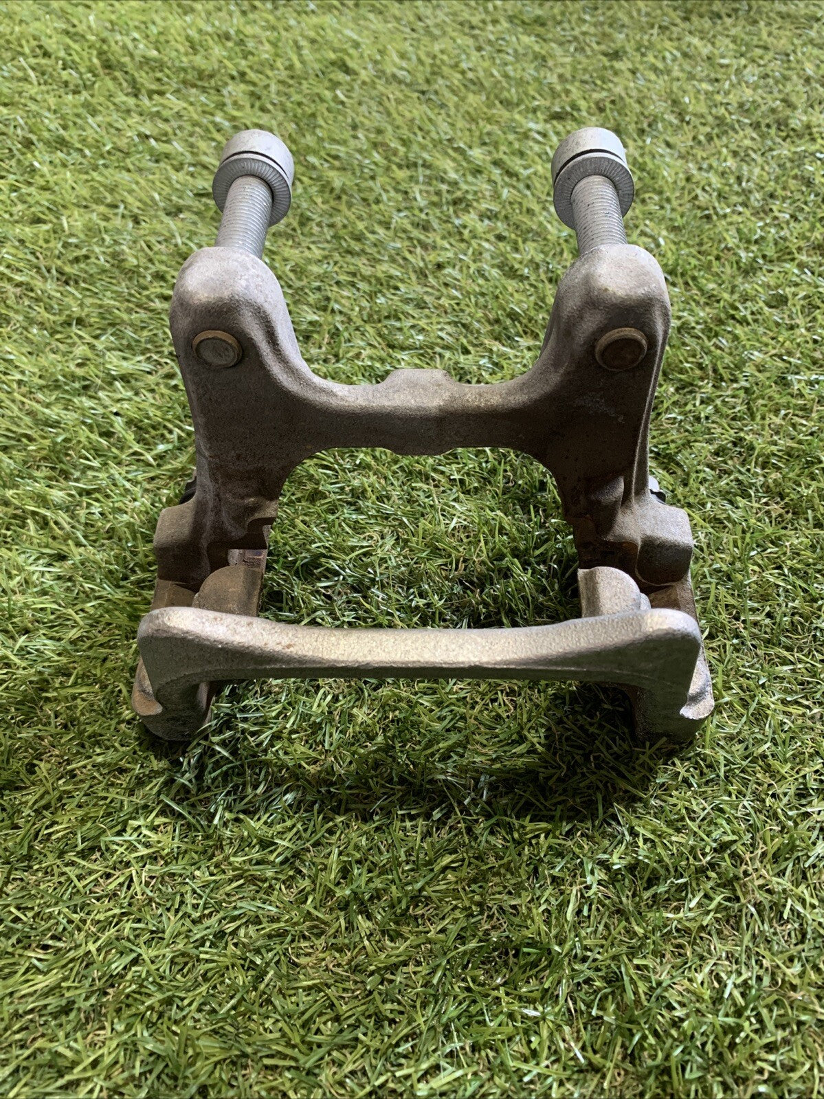 Supporto Porta Pinza Posteriore Destra Audi Q3 2016 8U0615426B