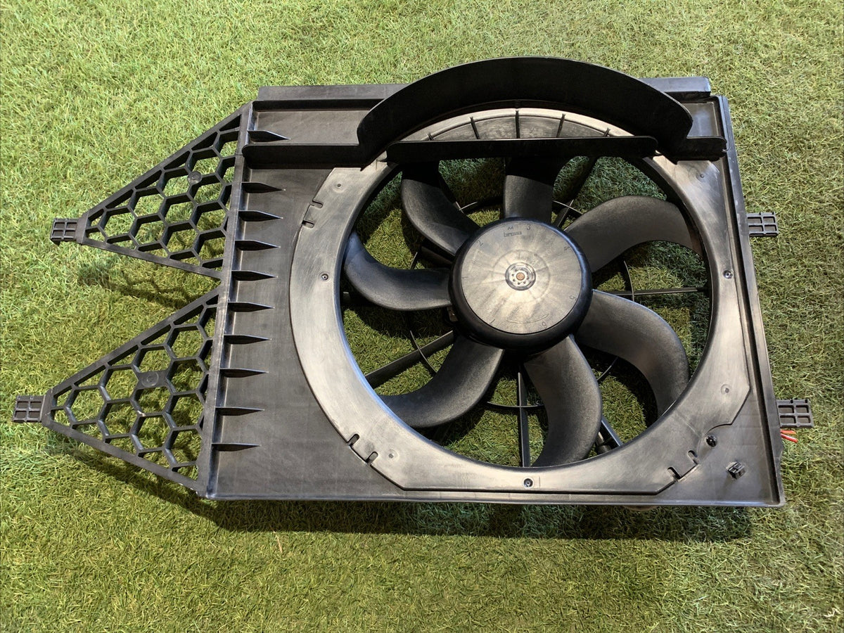 Elettroventola Radiatore Skoda Fabia 2017 1.0 Benzina 6R0121207