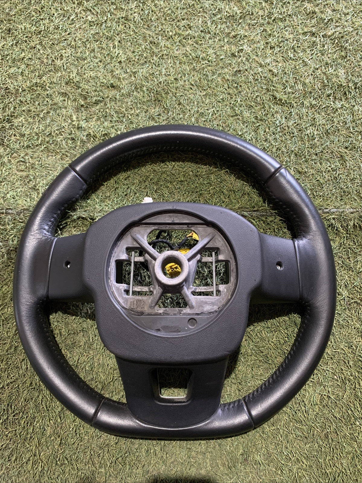VOLANTE CITROEN C3 AirCross 98118752ZD (2)